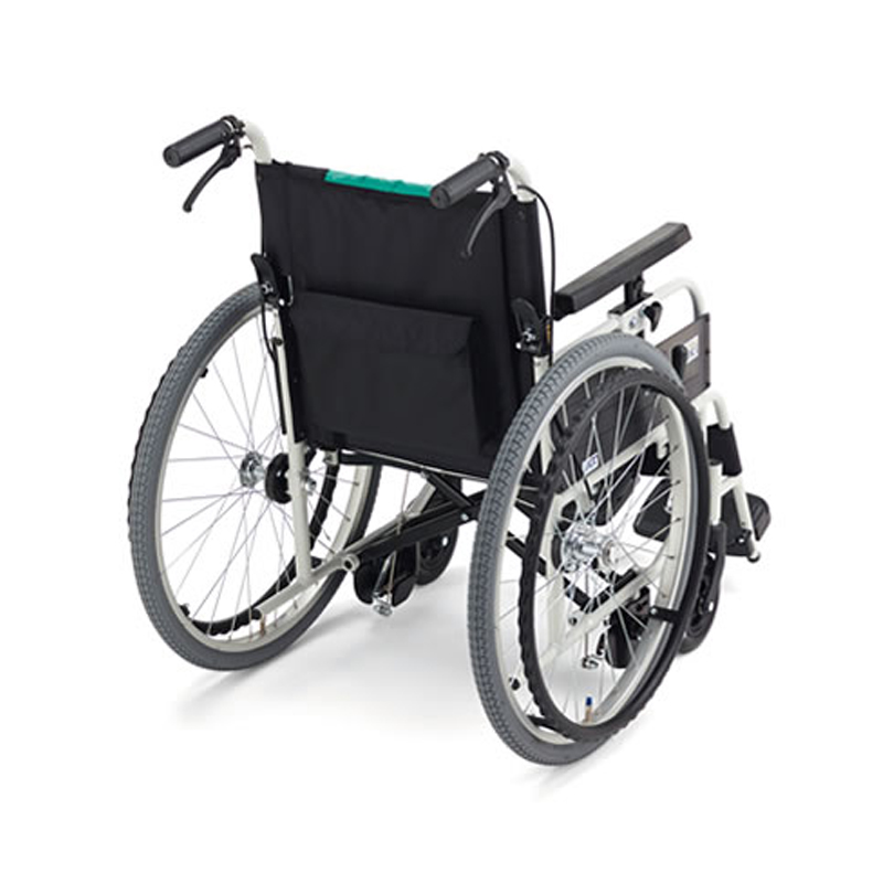 とまっティシリーズ 自走車椅子MBY-41B(低座面・自動ブレーキ付